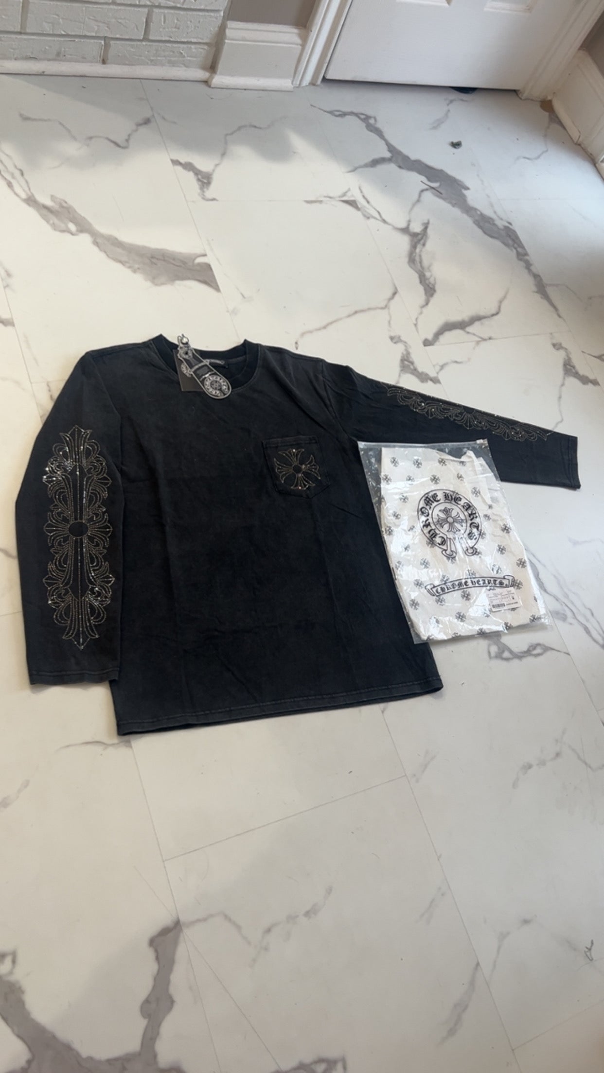 Rhinestone long sleeve T shirt